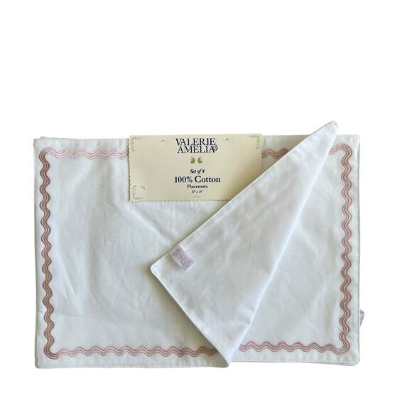 VALERIE AMELIA White Pink Ric Rack Trim Cotton Placemats 13x19 Set of 4 NEW - Picture 9 of 12